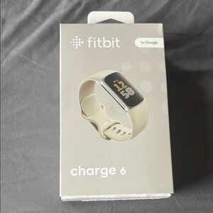 Fitbit Charge 6 - Cream Smartwatch